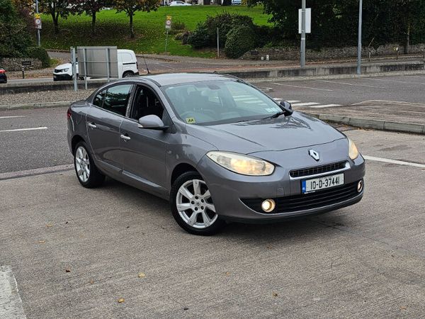 Renault Fluence Saloon, Diesel, 2010, Grey