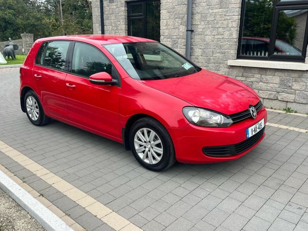 Volkswagen Golf Hatchback, Petrol, 2011, Red