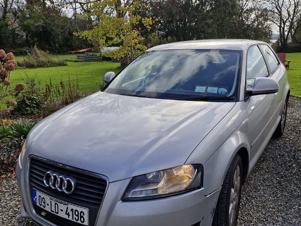 Audi A3 Hatchback, Diesel, 2009, Silver