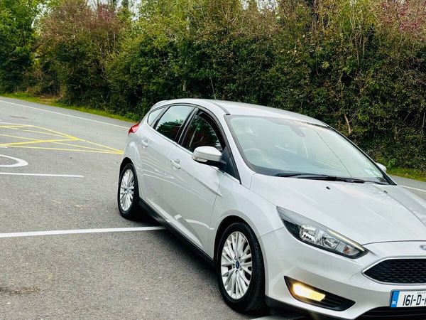 Ford Focus Hatchback, Petrol, 2016, Silver