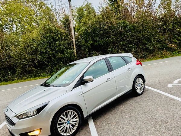Ford Focus Hatchback, Petrol, 2016, Silver