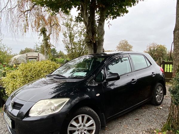 Toyota Auris Hatchback, Diesel, 2009, Black