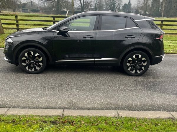 Kia Sportage SUV, Petrol Plug-in Hybrid, 2022, Black