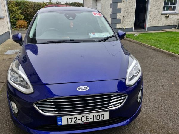 Ford Fiesta Hatchback, Petrol, 2017, Blue