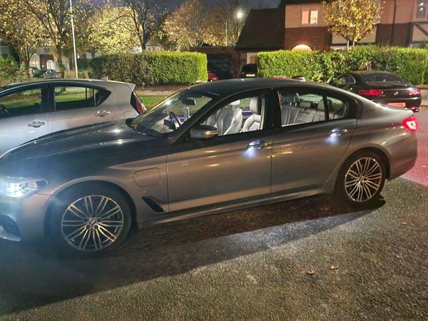 BMW 5-Series Saloon, Petrol Plug-in Hybrid, 2019, Grey