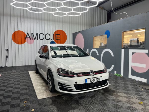 Volkswagen Golf Hatchback, Petrol, 2016, White