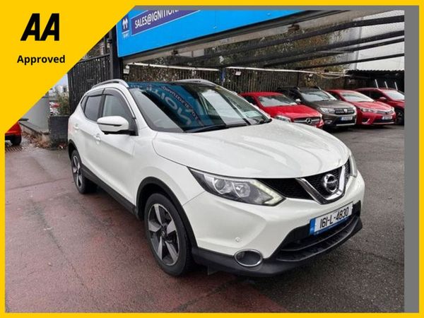 Nissan Qashqai Hatchback, Diesel, 2016, White