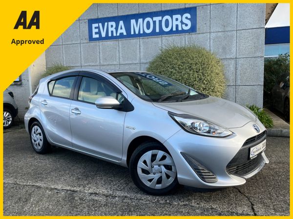 Toyota Aqua Hatchback, Petrol Hybrid, 2020, Silver