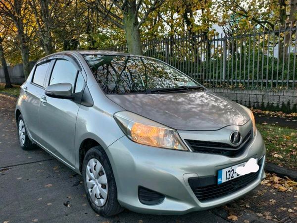 Toyota Vitz Hatchback, Petrol, 2013, Silver
