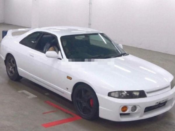 Nissan Skyline Saloon, Petrol, 1995, Black