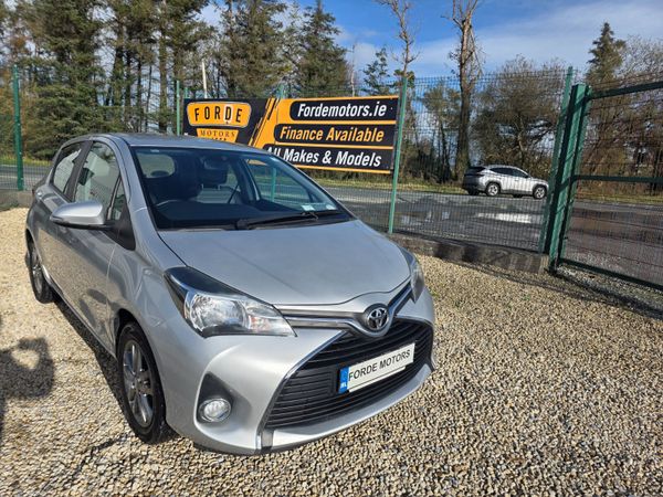 Toyota Yaris Hatchback, Petrol, 2016, Grey