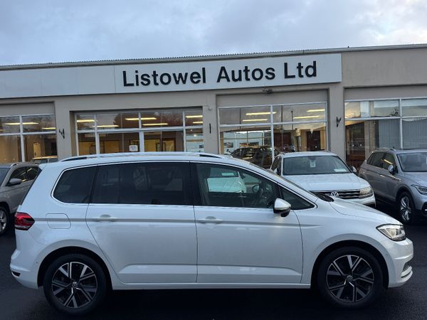 Volkswagen Touran MPV, Diesel, 2020, White