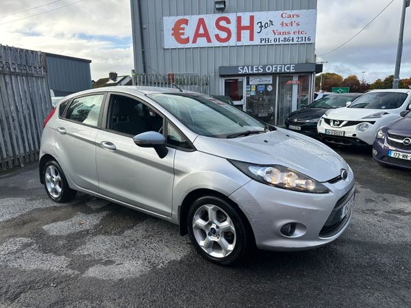 Ford Fiesta Hatchback, Petrol, 2010, Silver