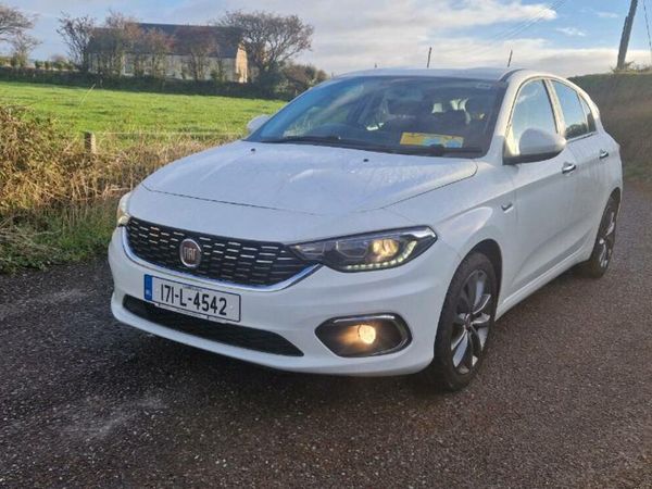Fiat Tipo Hatchback, Petrol, 2017, White