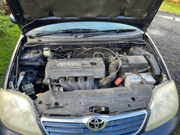 Toyota Corolla Saloon, Petrol, 2004, Blue