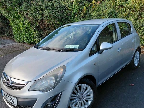 Opel Corsa Hatchback, Petrol, 2014, Silver