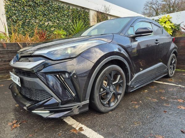 Toyota C-HR MPV, Petrol Hybrid, 2022, Black