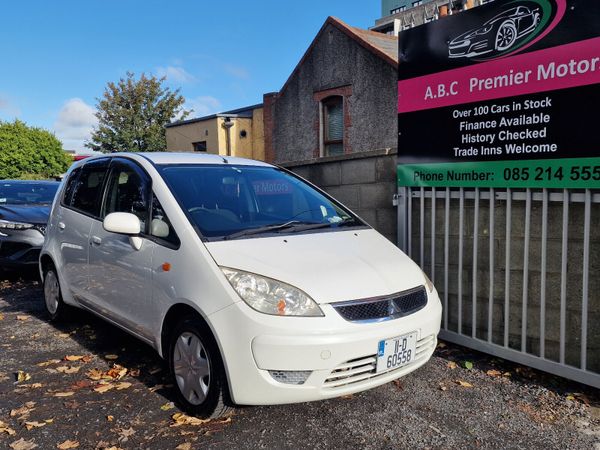 Mitsubishi Colt MPV, Petrol, 2011, White
