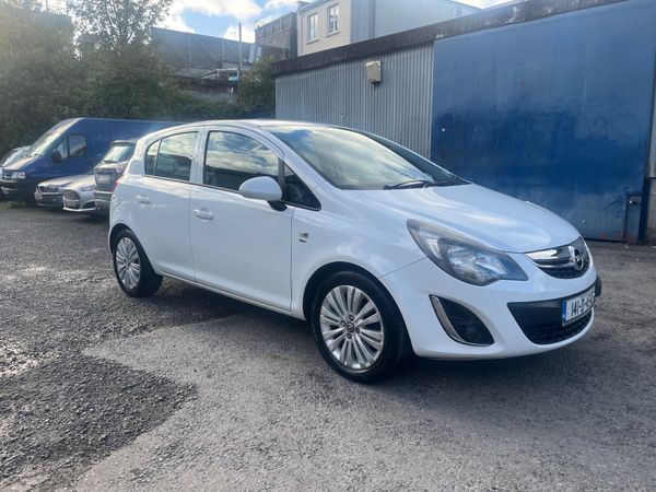 Opel Corsa Hatchback, Petrol, 2014, White