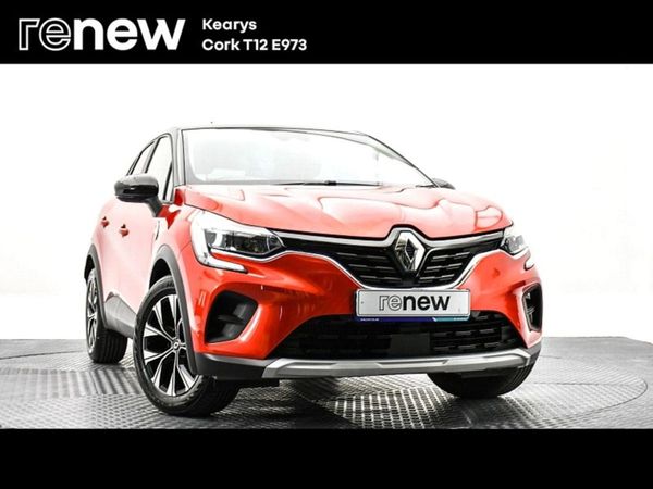 Renault Captur Crossover, Petrol, 2022, Red
