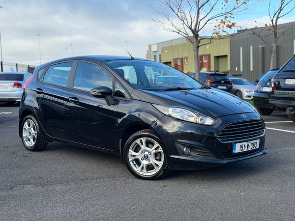 Ford Fiesta Hatchback, Petrol, 2015, Black
