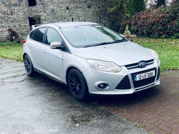 Ford Focus Hatchback, Diesel, 2012, Silver