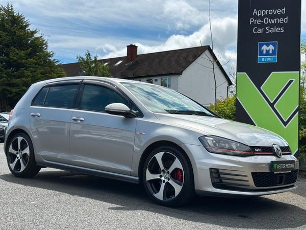 Volkswagen Golf Hatchback, Petrol, 2015, Grey