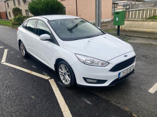 Ford Focus Saloon, Petrol, 2017, White