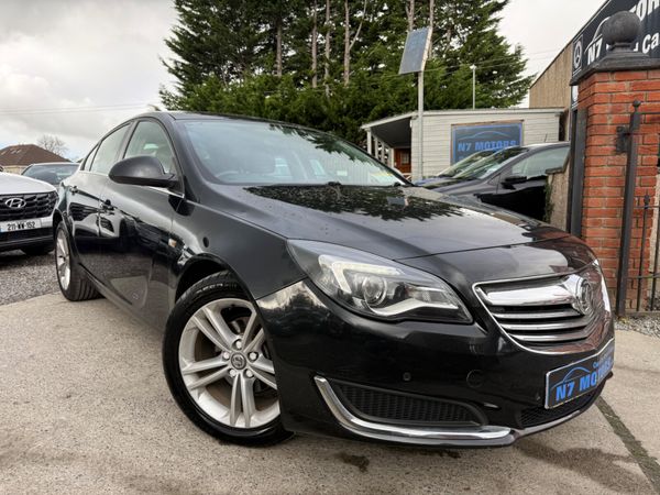 Opel Insignia Hatchback, Diesel, 2014, Black