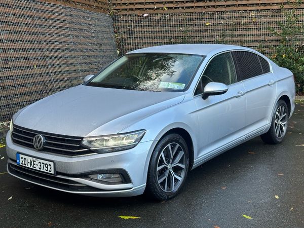 Volkswagen Passat Saloon, Diesel, 2020, Silver