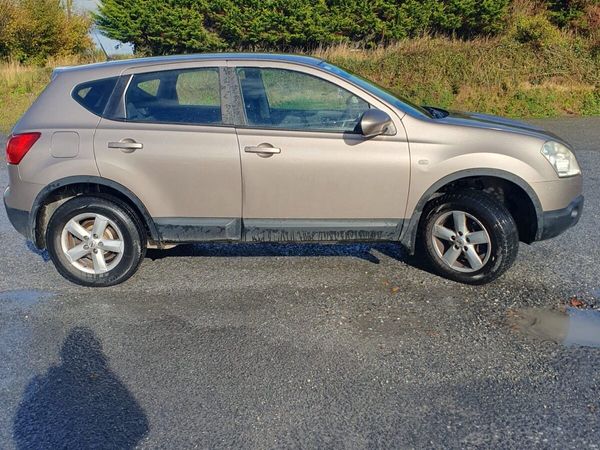 Nissan Qashqai Hatchback, Petrol, 2008, Brown