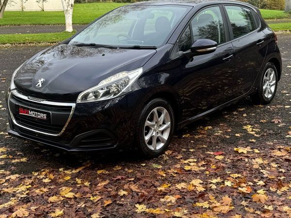 Peugeot 208 Hatchback, Diesel, 2018, Blue
