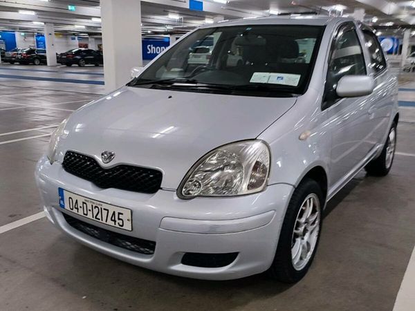 Toyota Vitz Hatchback, Petrol, 2004, Silver