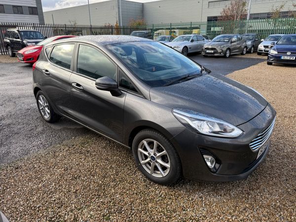 Ford Fiesta Hatchback, Diesel, 2019, Grey