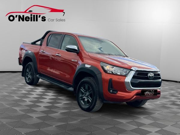 Toyota Hilux Pick Up, Diesel, 2022, Orange