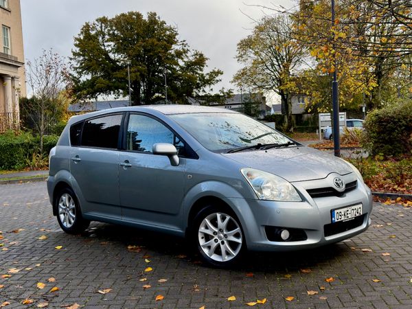 Toyota Corolla MPV, Diesel, 2009, Silver