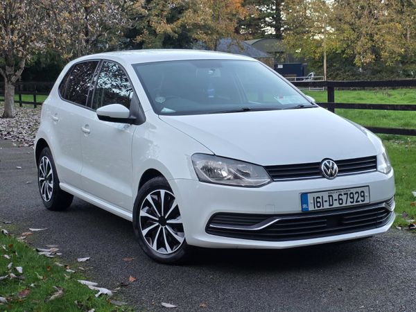 Volkswagen Polo Hatchback, Petrol, 2016, White