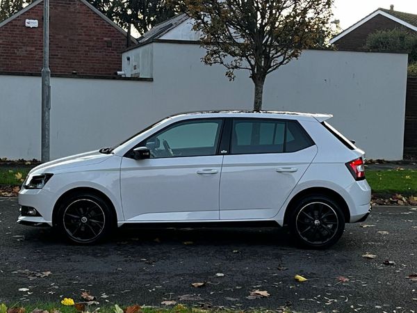 Skoda Fabia Hatchback, Petrol, 2018, White