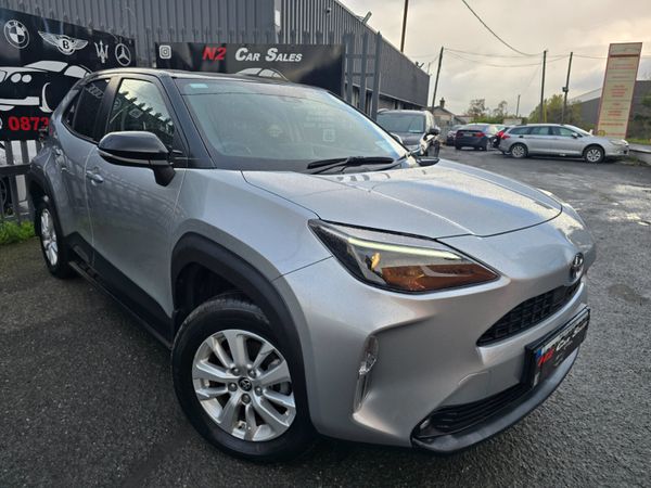 Toyota Yaris Cross Hatchback, Petrol Hybrid, 2023, Grey