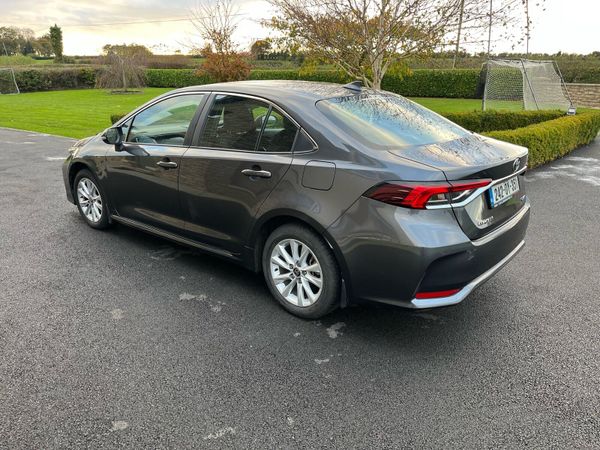Toyota Corolla Saloon, Petrol Hybrid, 2024, Grey