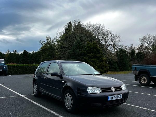 Volkswagen Golf Hatchback, Petrol, 2004, Black