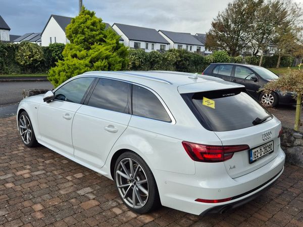 Audi A4 Estate, Petrol, 2018, White