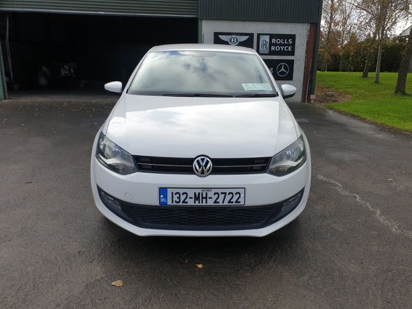 Volkswagen Polo Hatchback, Petrol, 2013, White