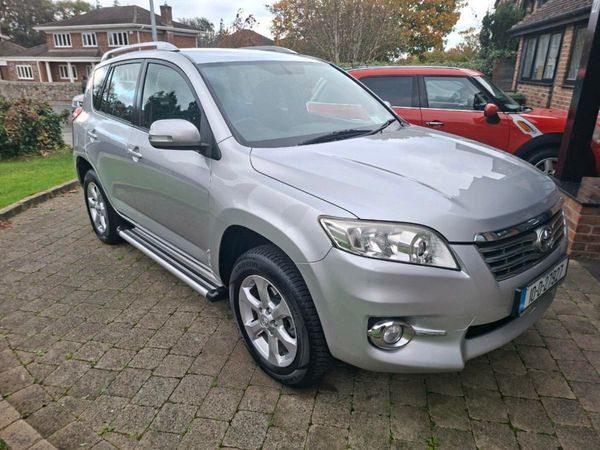 Toyota RAV4 SUV, Diesel, 2010, Silver