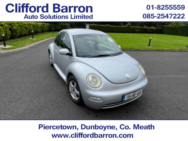 Volkswagen Beetle Hatchback, Petrol, 2005, Silver