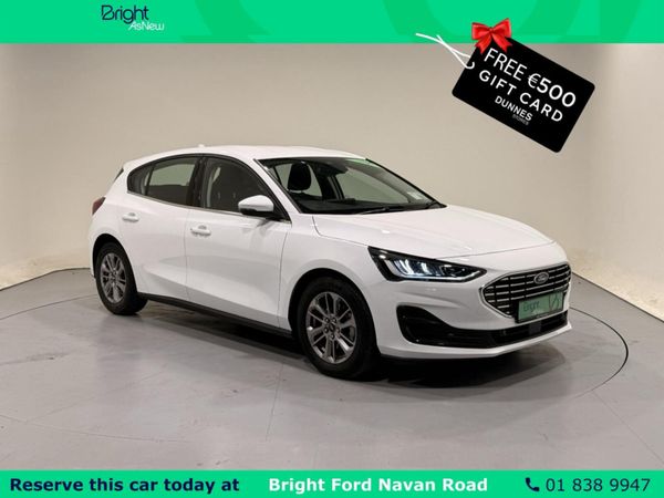 Ford Focus Hatchback, Diesel, 2024, White