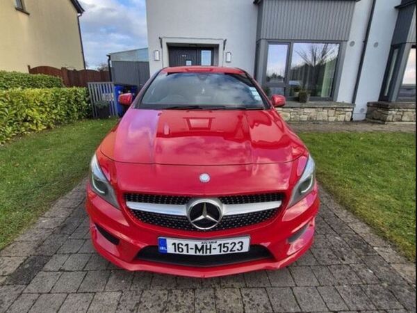 Mercedes-Benz CLA Estate/Jeep, Diesel, 2016, Red