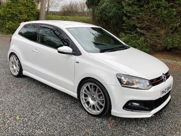 Volkswagen Polo Hatchback, Petrol, 2012, White