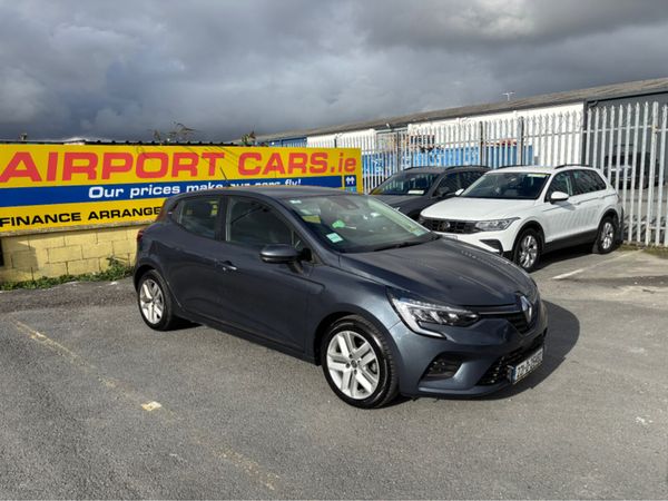 Renault Clio Hatchback, Petrol, 2022, Grey
