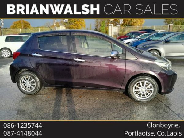 Toyota Yaris Hatchback, Petrol, 2016, Blue